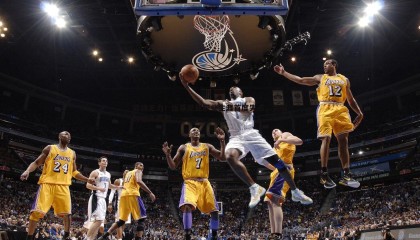 YY易游体育-软绵无力！维蒂尼亚职业生涯首度失点，关键战憾失良机