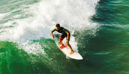 YY易游体育-意甲锋霸奥斯梅恩周末空降土耳其，加拉塔萨雷策划震撼官宣迎接强援